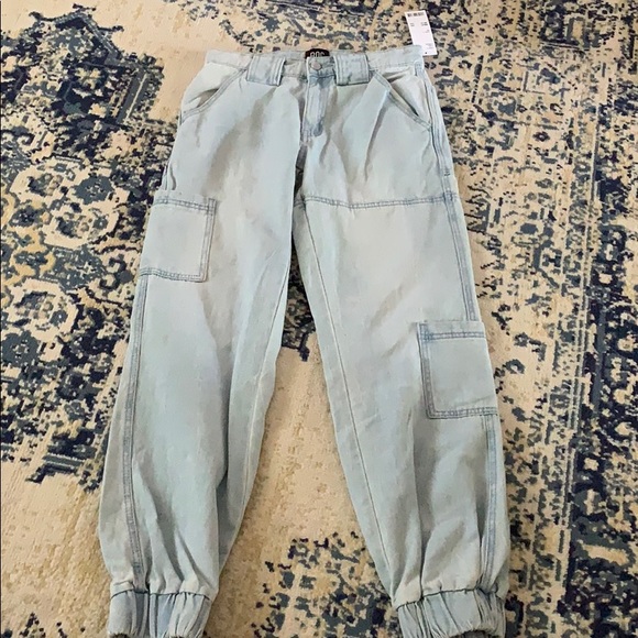 bdg cargo jogger jean